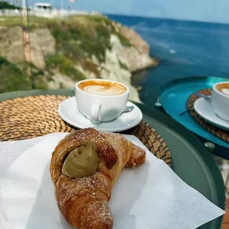 Alto Giardino Bed and breakfast 4*